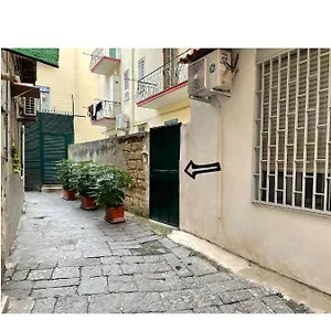 Appartement Cesi 13, Naples